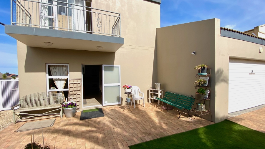 3 Bedroom Property for Sale in Velddrif Western Cape